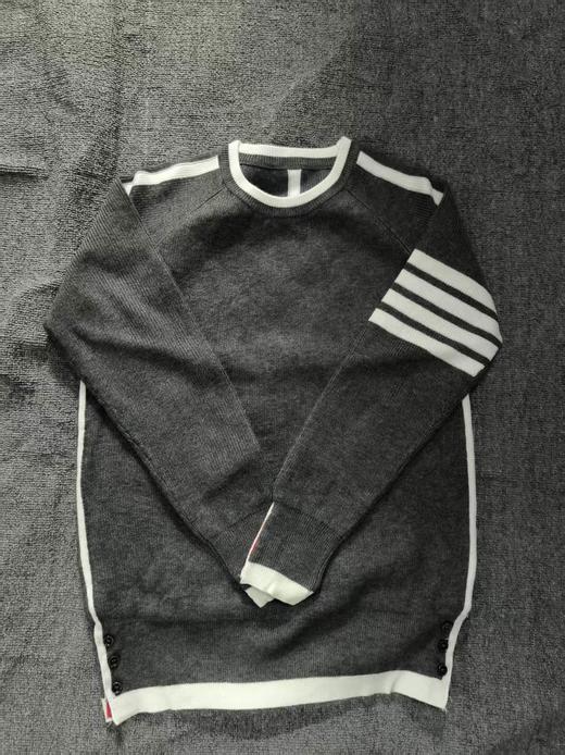 T*B三条杠撞色圆领长袖上衣 商品图2