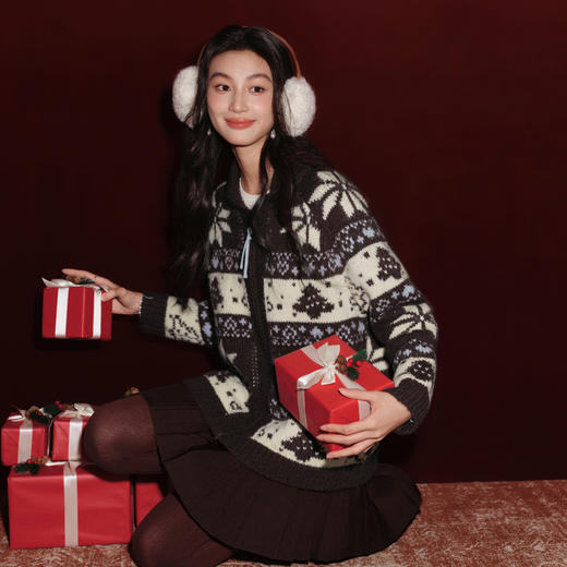 【严选】【孟子义同款】诗凡黎费尔岛圣诞风提花针织开衫25冬复古毛衣外套7GC133361 商品图6