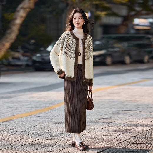 【内购】【开叉拼接蕾丝】优雅通勤竖纹肌理磨毛加厚保暖两穿直筒百褶裙-W54QF4859 商品图2