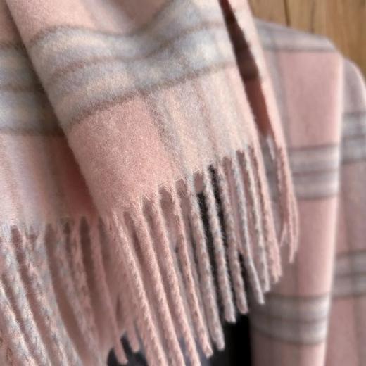  【C&C 明星款轻奢感羊毛/羊羔绒围巾】 超大尺寸 两面可戴 保暖舒适 商品图7