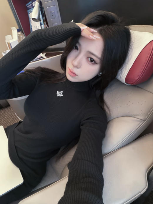 驴家 25秋冬新款 徽标刺绣黑色高领打底衫(TM) 商品图5