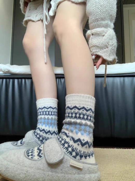 <曾小咸推荐> 费尔岛羊毛中筒袜 日常价89/4双！ 活动价49/4双！【预售款，预计3-15天发货】 商品图7