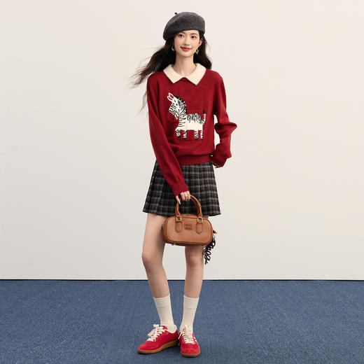 【周四狂欢价】熙世界趣味减龄小马提花毛衣女冬季假两件撞色翻领拼接红色针织衫 商品图2