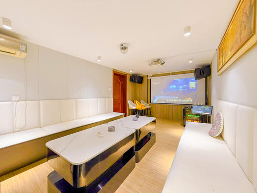 泰安慢姑娘山野之间轰趴馆 商品图0