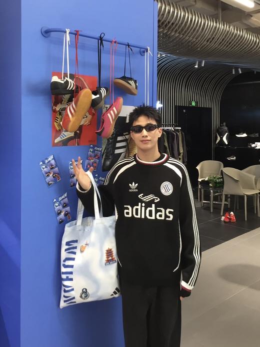 男女同款！两色，adidas  Originals 系列秋冬新款毛衣超厚毛衣 商品图3