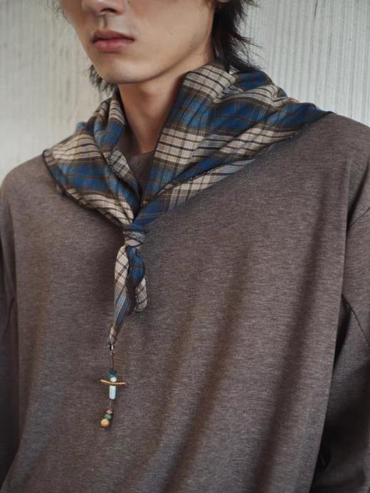 共和GongheRepub/GH24033/「沙洲」磨毛提花格子三角巾 商品图1