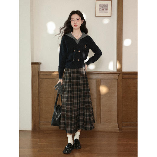 鹿向南「复古画册」黑色假两件长袖毛衣女秋冬新款学院风气质上衣 商品图1