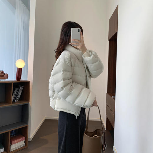 冬日小暖宝！2025轻盈保暖90鸭绒 立领简约基础短款羽绒面包服！ 商品图3