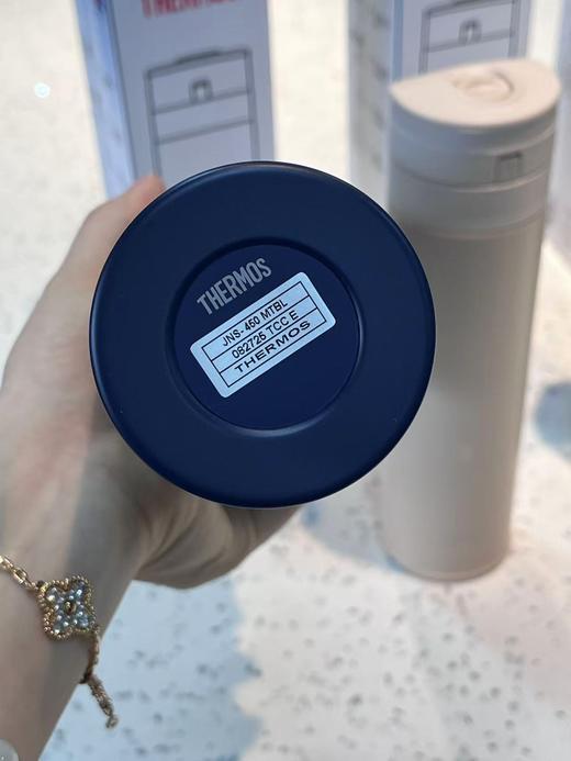 48小时发货【膳魔师保温杯】450ml，直饮式保温杯，直饮杯口出水顺畅，硅胶密封圈防漏效果佳，拆卸杯盖部件清洗无死角，保温效力:67℃以上(6小时)保冷效力:10℃以下(6小时) 商品图13