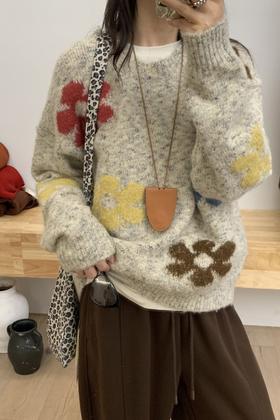 Stay2Weeks 花朵图案休闲圆领宽松毛衣 21542