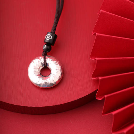 锤纹平安扣银吊坠 商品图5