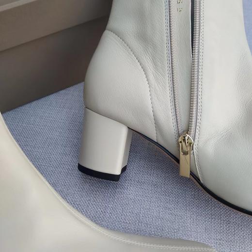 [偏大一码，往小一码拍！]（跟高4.8cm）火桐hooton 女神小白靴粗跟拉链短靴870H 商品图3