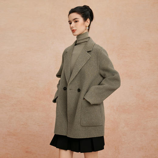 QH908斯尔丽2025新款软糯滑爽一手长及臀时尚减龄H型双面呢羊毛大衣 商品图7