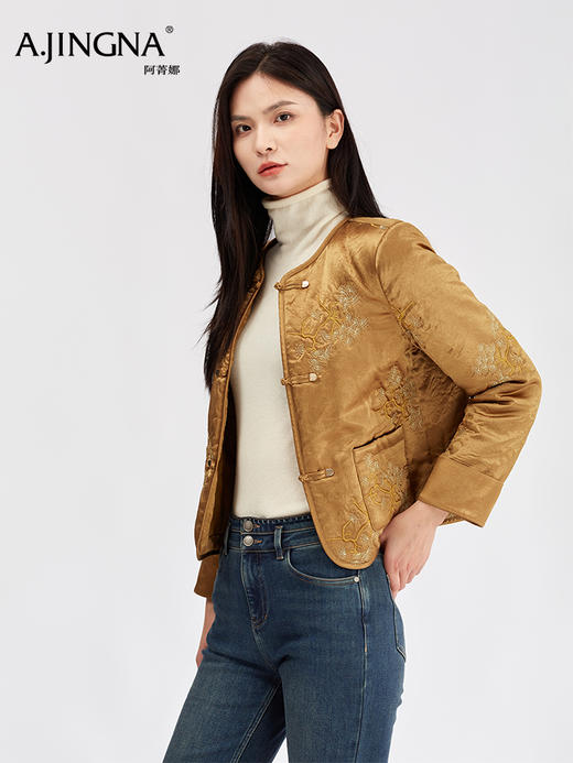 【缎面刺绣】阿菁娜冬季新款中式缎面棉服刺绣提花盘扣设计矜贵色调显气质F30D215006 商品图5