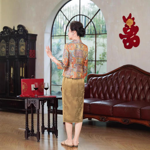 高端搭配旗袍秋冬外套新款气质妈妈婚宴上衣平时可穿 商品图3