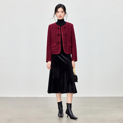 【内购】【毛绒盘扣】通勤织带圆领装饰假口袋垫肩厚保暖小香风雪尼尔外套-154WA3701 商品图2