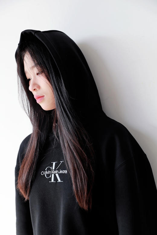 黑武士加绒卫衣，这个好看。胸口小标刺绣曜夜黑连帽外套A112366 商品图10