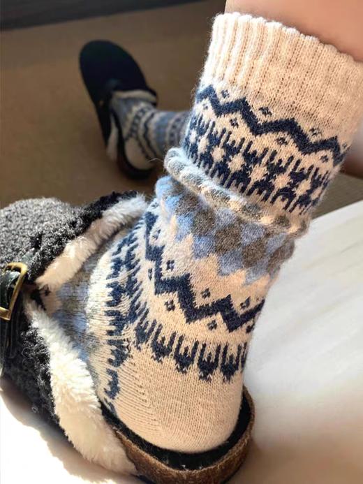 <曾小咸推荐> 费尔岛羊毛中筒袜 日常价89/4双！ 活动价49/4双！【预售款，预计3-15天发货】 商品图8