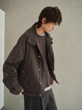 共和GongheRepub/GH24040/暮紫茧型高领夹克