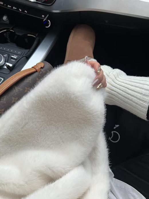 不掉绒法兰绒连帽立领天鹅绒皮草外套 商品图7