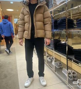 BUR新款情侣连帽羽绒服