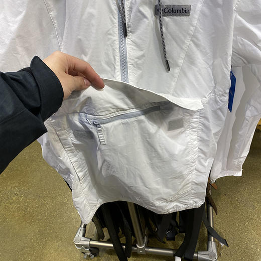 Columbia/哥伦比亚 男士秋户外收口防风半拉链轻薄连帽皮肤衣 商品图2