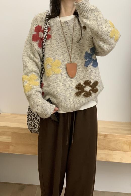 Stay2Weeks 花朵图案休闲圆领宽松毛衣 21542 商品图1