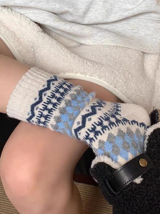 <曾小咸推荐> 费尔岛羊毛中筒袜 日常价89/4双！ 活动价49/4双！【预售款，预计3-15天发货】 商品图6