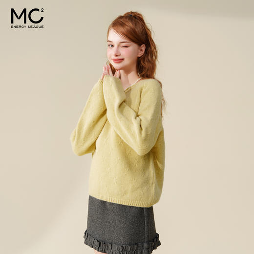 mc2 能量联盟女装圆领钩花净色毛衣-3120M5241029 商品图0