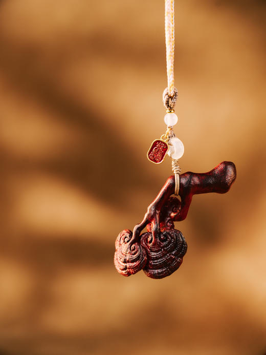 元和堂迷罗 小叶紫檀巧雕灵芝吊坠 【器悟雅玩】 商品图0