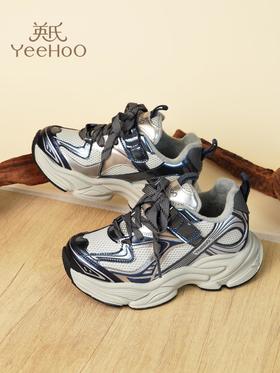 【英氏YeeHo0童鞋冬季加绒潮酷运动鞋YHYLF2541803】英氏运动鞋的设计紧跟潮流，如冬季加绒款采用独特的设计线条，流畅又动感，还有撞色拼接等设计，能轻松打造出潮娃造型。