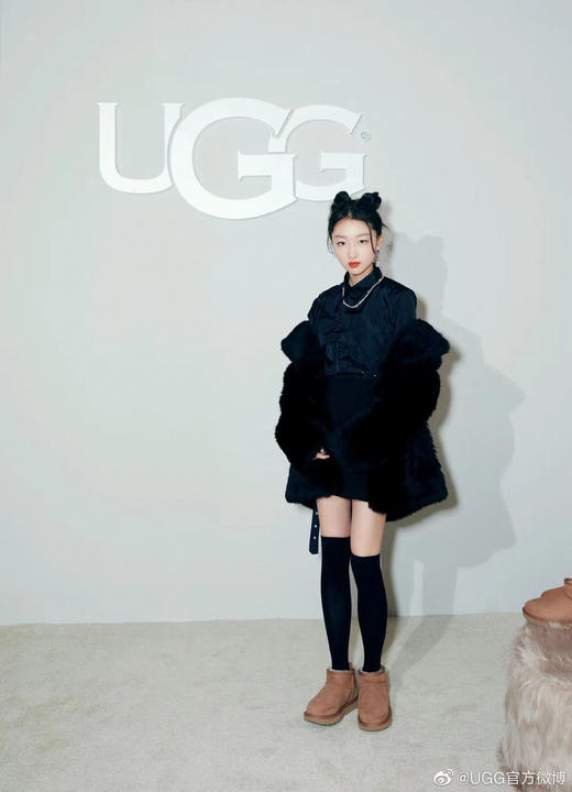 直发【隆丰羊皮毛一体】厚款，油叽叽真羊皮雪地靴 商品图3