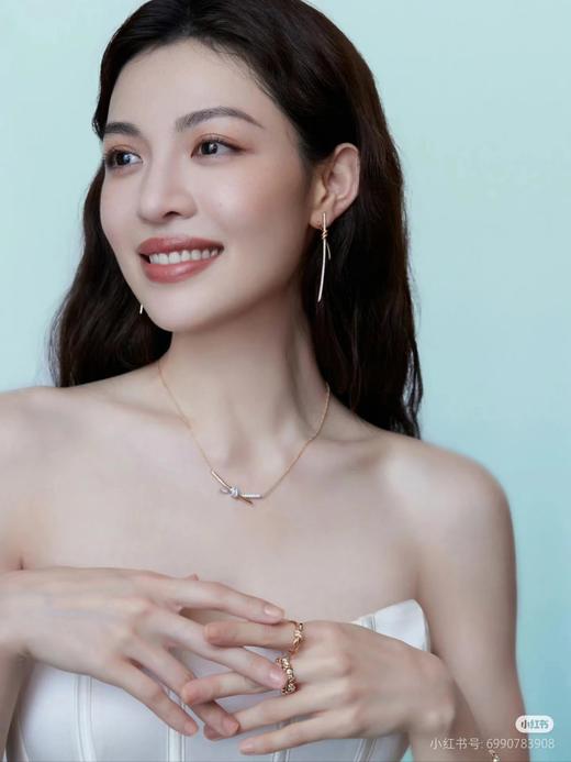 D111976新品纽结带钻项链如意结钻石项链 商品图3