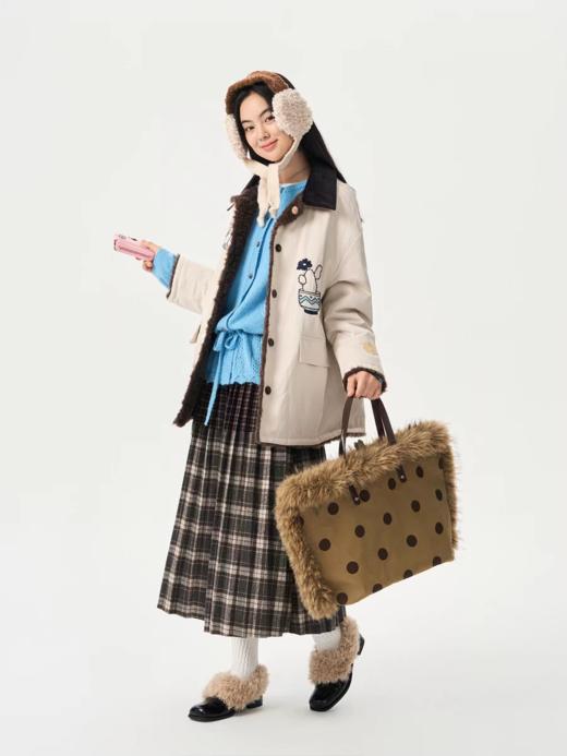 heris/H54106/刺绣双面穿羊羔毛内胆 保暖派克棉服 商品图2