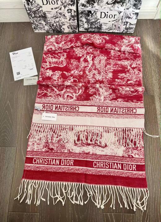 D111909动物园满印提花羊绒流苏围巾披肩围巾两用款 商品图8