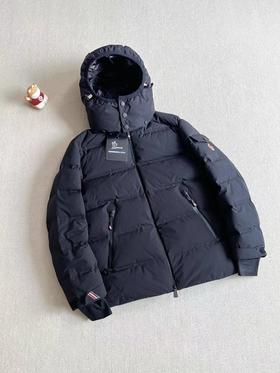 D111938防风防水透气保暖连帽男款滑雪羽绒服
