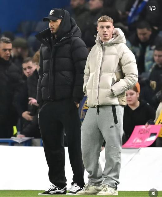 奥莱订单！毒家！Nike/耐克 Tech fleece 系列休闲针织长裤，FB8013 商品图2