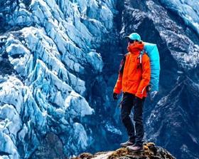 冲锋衣选购避坑指南：这5个细节选不对，徒步秒变“落汤鸡”！