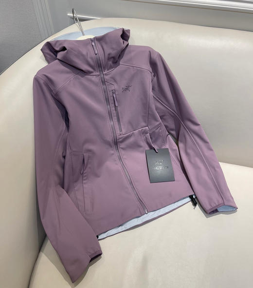 原单鸟家GAMMA HEAVYWEIGHT系列加绒女士连帽软壳夹克111901 商品图10