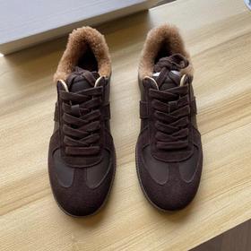 D111902羊毛头层牛皮德训鞋防滑耐磨休闲鞋女鞋