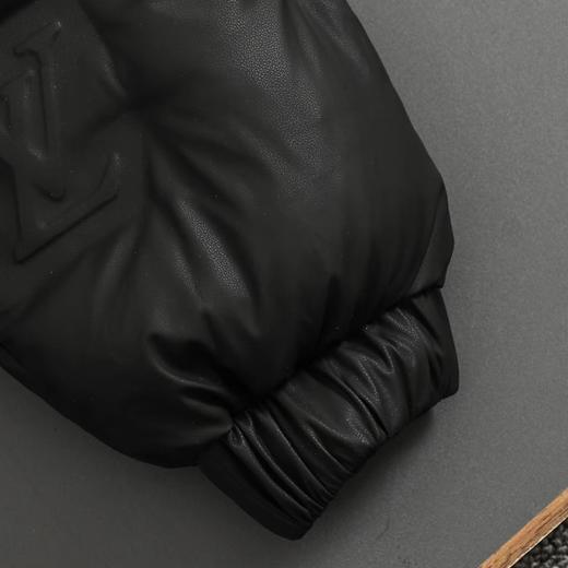 D111936压花老花皮质拼接立领羽绒服夹克外套 商品图6