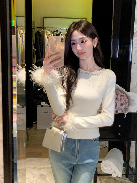 张心子【冬的诗篇】圆领仙气满天星羽毛手袖上衣 U2511070 商品图6