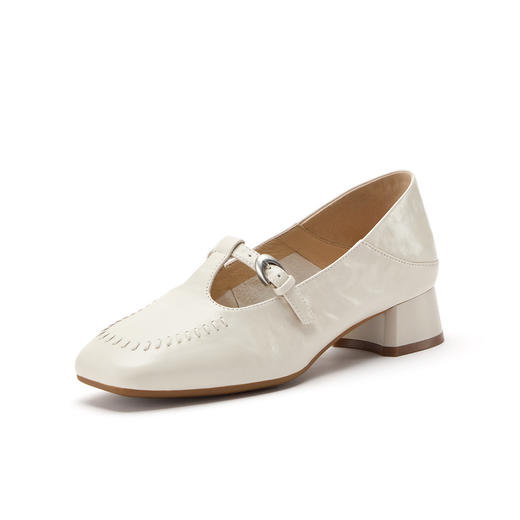 【云粉节】BF楼Bata玛丽珍鞋女2026春款时尚优雅软底羊皮浅口单鞋AMK22AQ6   吊牌价959    活动价669 商品图0