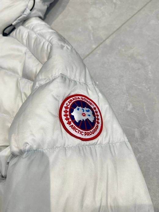 D111971轻盈保暖柔软排骨款90白鸭绒羽绒服 商品图7