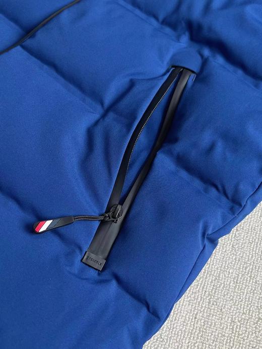 D111938防风防水透气保暖连帽男款滑雪羽绒服 商品图12