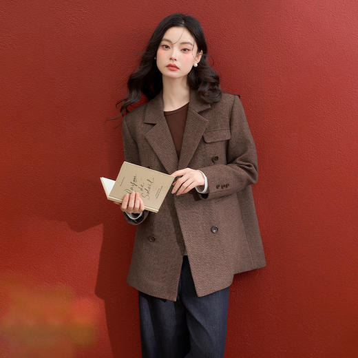 西遇高级感休闲毛呢西装外套女冬季新款宽松显瘦垫肩通勤西服V3855315 商品图3