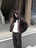 D111944复古仿貂毛双面穿座山雕插肩连帽棉衣 商品缩略图3