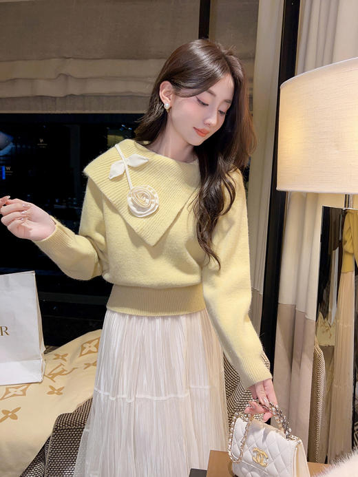 张心子【花蔓千金】秋冬厚实立体花朵翻领毛衣 U2511075 商品图8