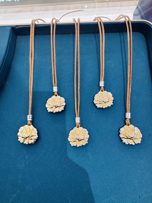 2楼老凤祥足银挂件特惠价256（小版） 商品图0