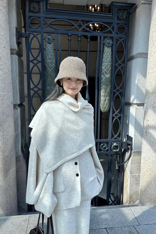 LNNNS 气质风针织披肩半裙三件套装 21621 商品图2